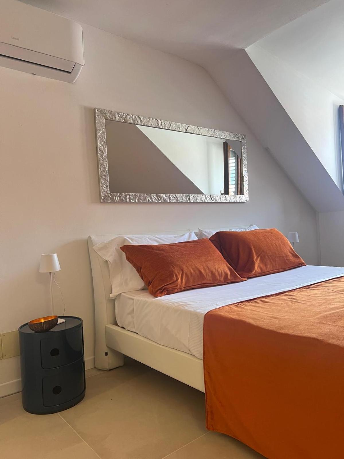 Domus Orestea Luxury Suites Palermo Exterior photo